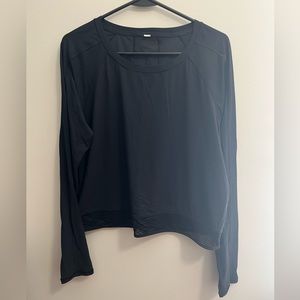 Lightweight Lululemon long sleeve top
